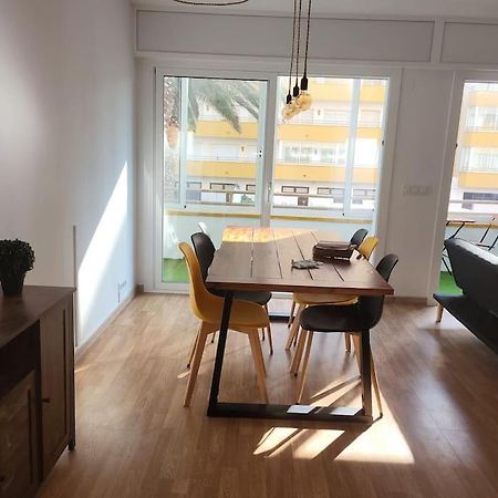 Superbe Apartement En Residence Avec Piscine Roses Buitenkant foto