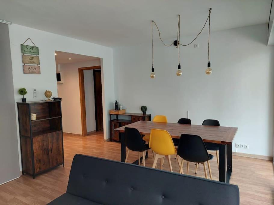 Superbe Apartement En Residence Avec Piscine Roses Buitenkant foto