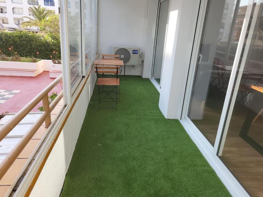 Superbe Apartement En Residence Avec Piscine Roses Buitenkant foto